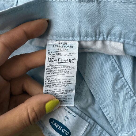 Old Navy Shorts Classic Chino Sky Blue Belt Loops 14 Plus 3" Flat Front Mid Rise - Picture 3 of 7